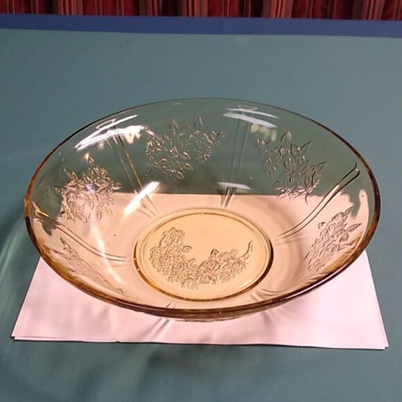 Vintage Depression Glass Gold color "Sharon" Cabbage Rose pattern Servin… - Picture 1 of 7